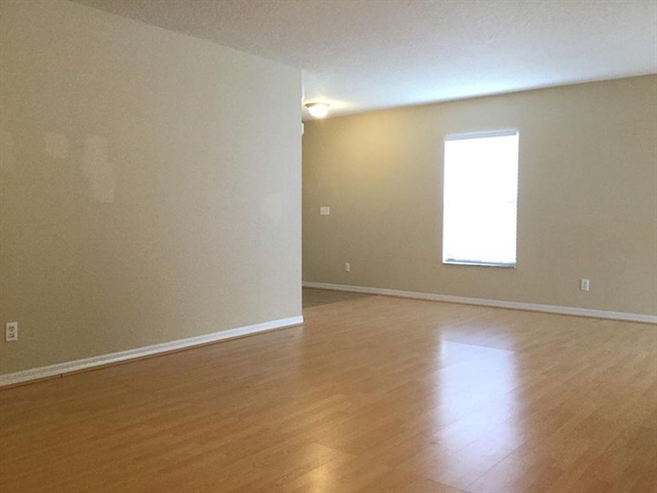 1st image of 115607 Sarcee Ct