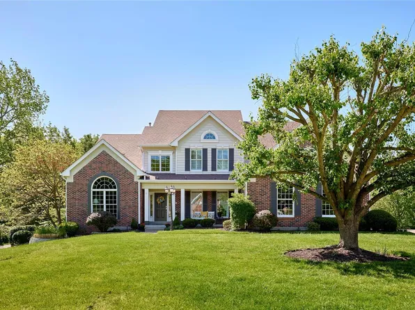 12404 Cabot Manor Cir, Saint Louis, MO 63141