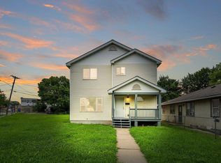 2324 Queen Ave N, Minneapolis, MN 55411