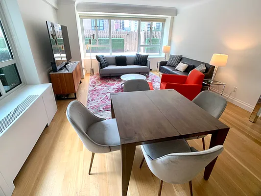 Rented by Corcoran | media 91