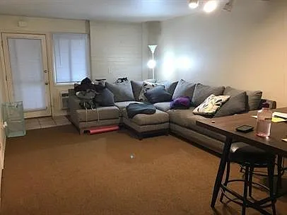 599 N Darwin St — Photo 44