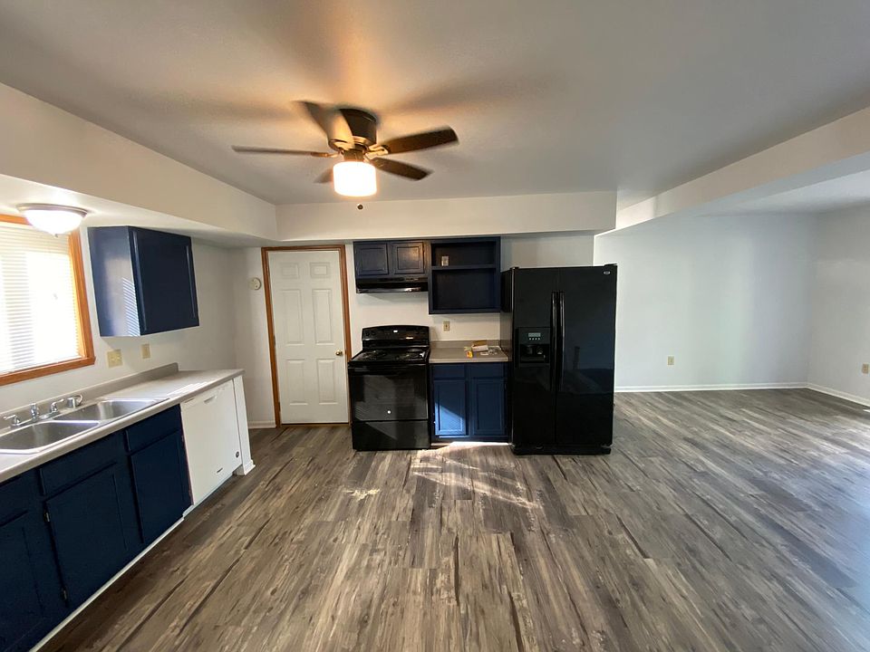 1st image of 217 NW Barstow St #B