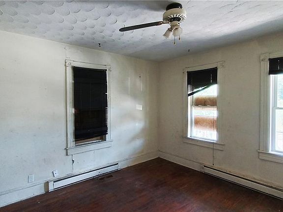 5th image of 312 Poplar Ave