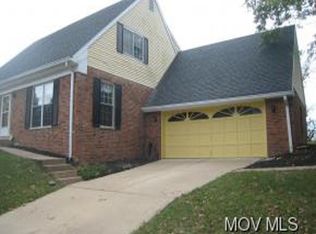 131 Canterbury Dr, Parkersburg, WV 26104