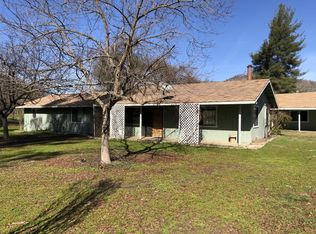 38664 Rustic Ln, Squaw Valley, CA 93675