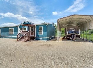 2084 W Ditto Rd, Poteet, TX 78065