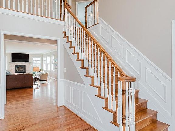 5th image of 2804A Glen Keld Ct