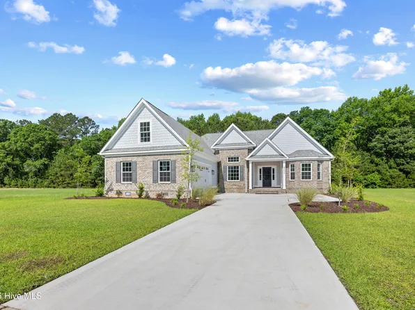9334 Old Salem Way, Calabash, NC 28467