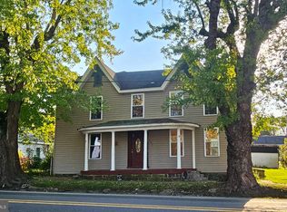 104 E Main St, Hedgesville, WV 25427