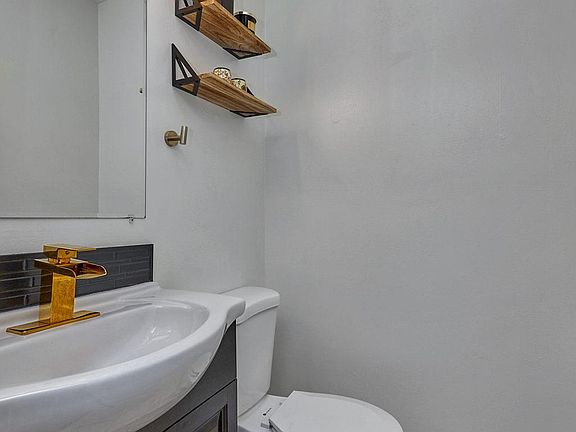 3rd image of 3788 Chancery Ln