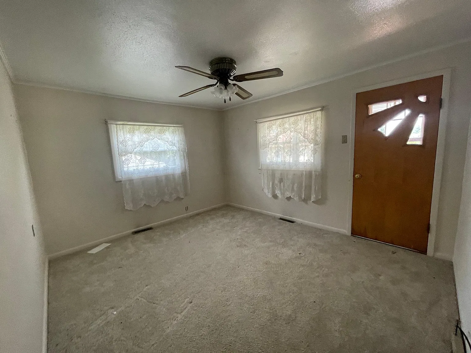 2 bed, 792 sqft, $850 — Photo 3