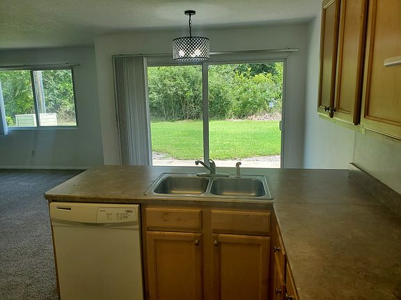2nd image of 600 Sterthaus Dr #Ud7