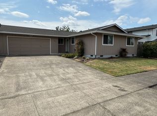 463 S 32nd St, Springfield, OR 97478
