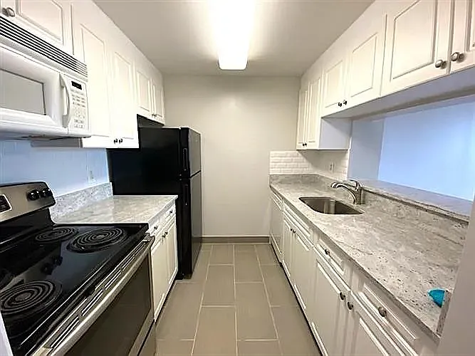 1 bed, 759 sqft, $3,525 — Photo 2