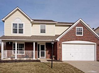 6346 Creekview Ln, Fishers, IN 46038