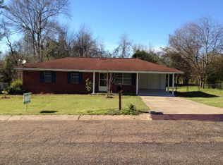 104 Hickory Dr, Petal, MS 39465