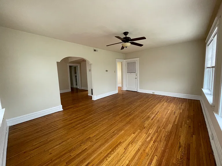 716 Heman Ave — Photo 10