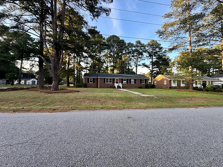 3020 Berkley Dr — Photo 19