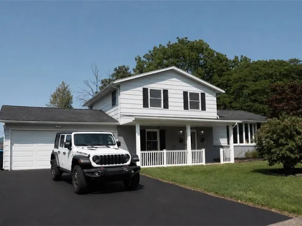 18 Riviera Dr, Rochester, NY 14624