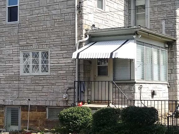 5th image of 874 Porter St