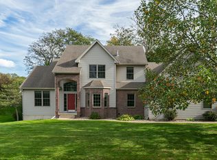 108 Barrington Dr, Hampton, IL 61256
