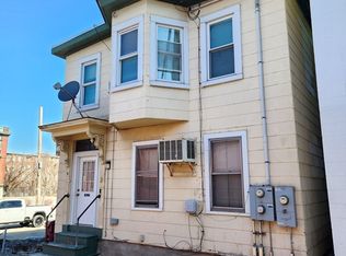 6 McIntyre St, Lowell, MA 01851