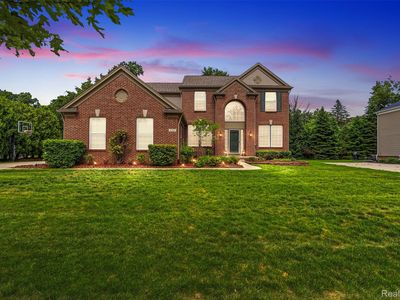 6323 Moonstone Dr, Grand Blanc, MI, 48439