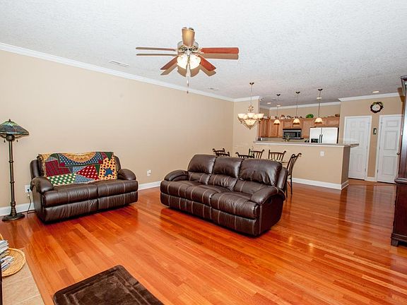 3rd image of 1439 Remington Grove Ln