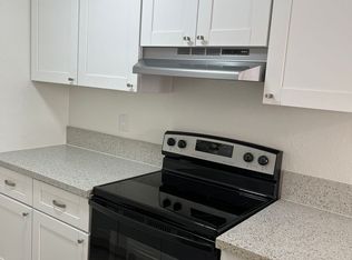 322 Garrison St #C-6, Oceanside, CA 92054