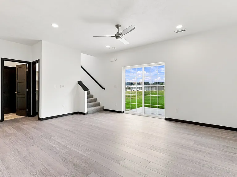 1263 N Marion Rd #3 — Photo 9
