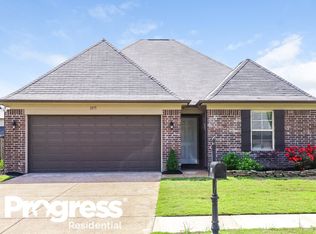 1075 Carib Loop E, Cordova, TN 38018