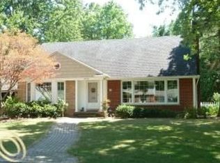 19125 Devonshire St, Beverly Hills, MI 48025