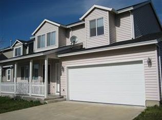 516 NE Mariners Loop, Portland, OR 97211