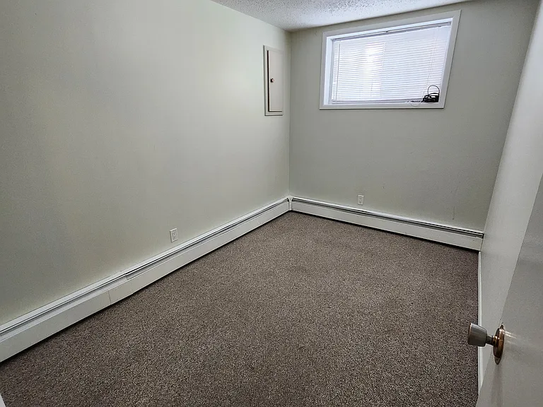 617 68th Ave SW #LOWER — Photo 5
