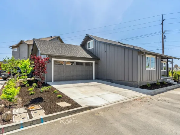 3712 Barnes Road, Santa Rosa, CA 95403