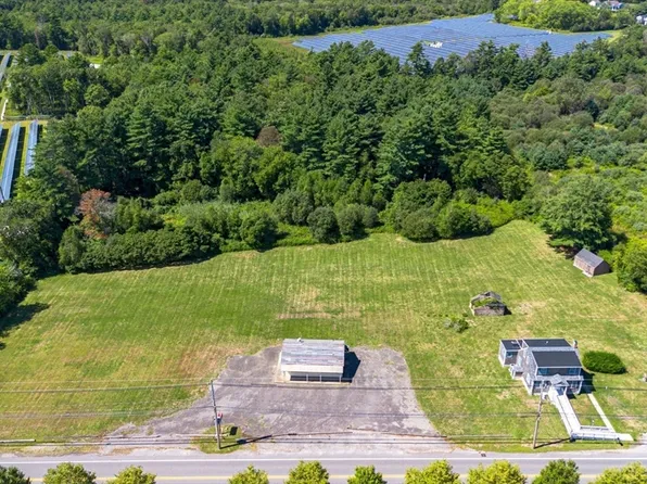 576 Faunce Corner Rd, Dartmouth, MA 02747