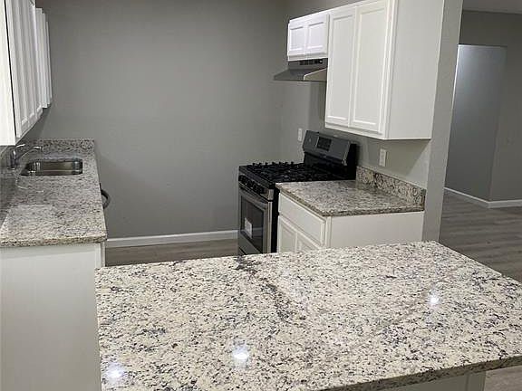 3rd image of 3116 Karla Dr