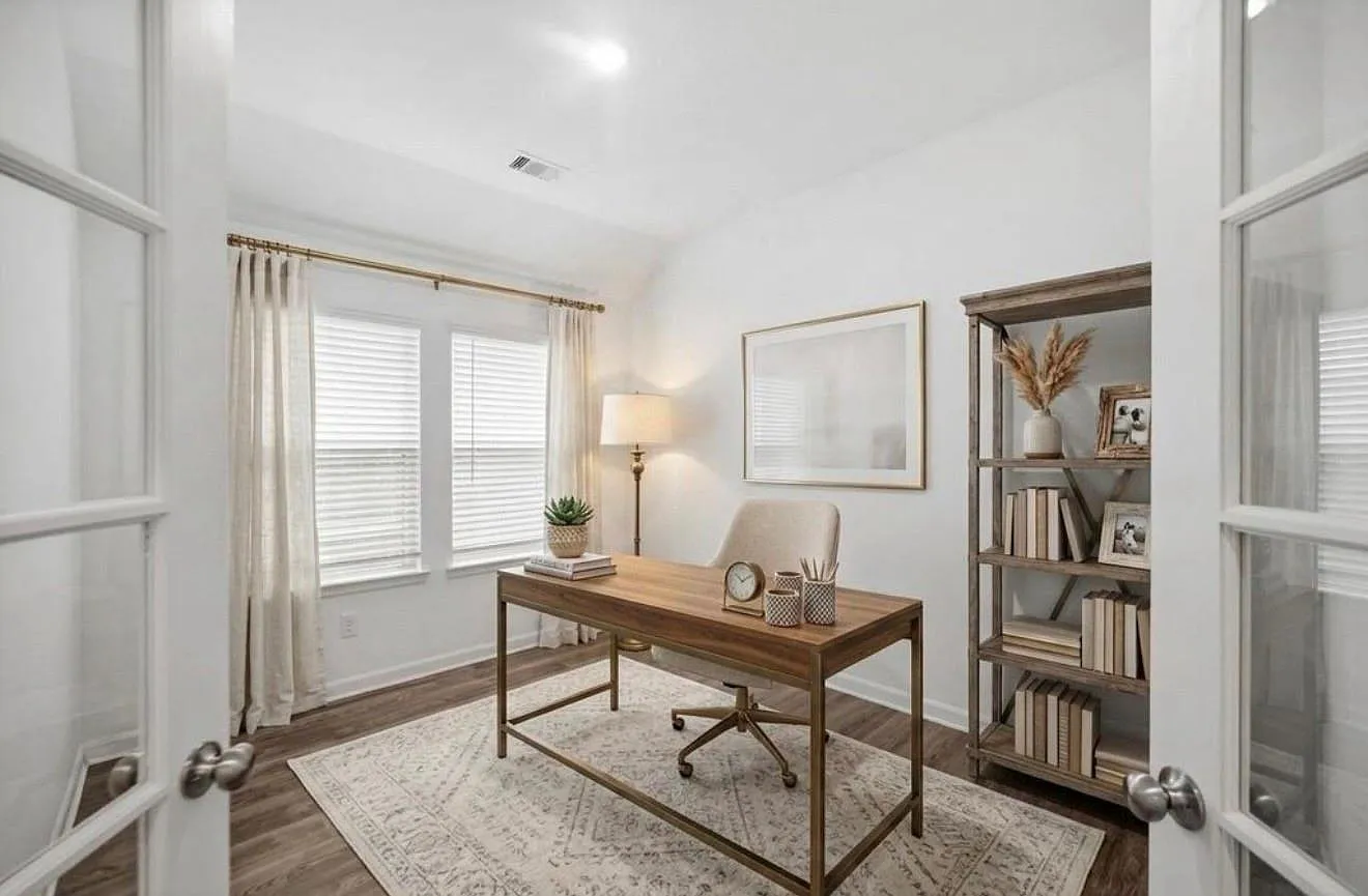 3 bed, 2.0 bath, 1884 sqft, $2,200 — Photo 3