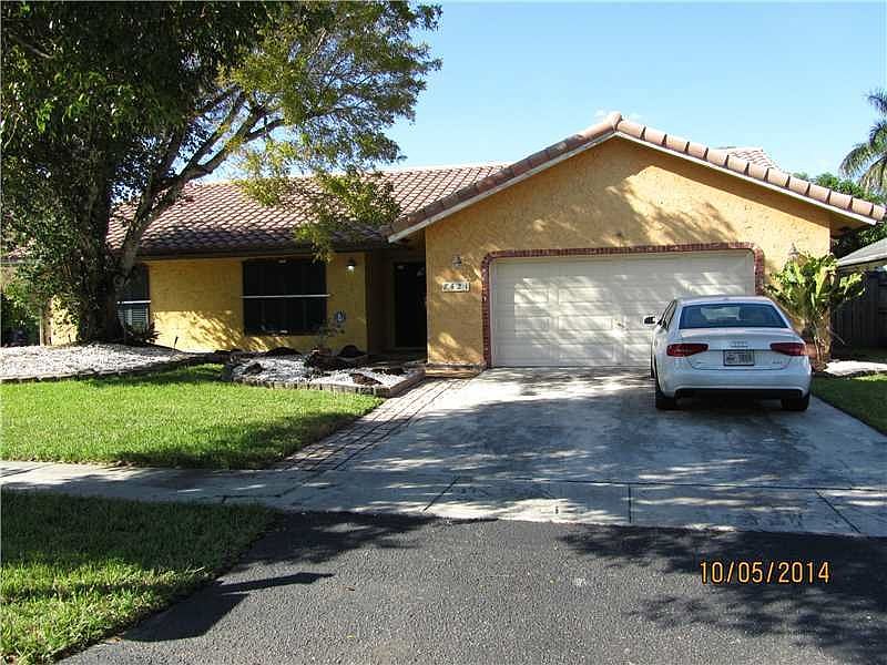 1st image of 7421 NW 41st Ct