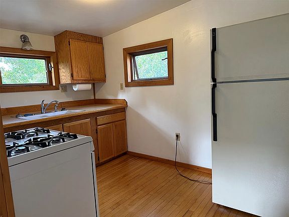 5th image of 1237 Worden Ave #A