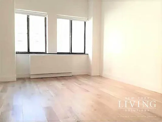Rented by NY Living Solutions | media 20