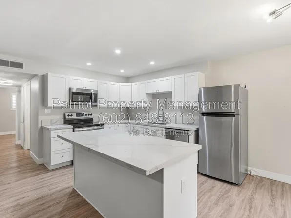 5525 E Thomas Rd, Phoenix, AZ