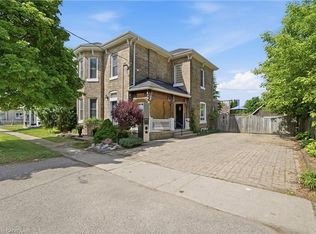 86 Oak St, Brantford, ON N3T2B3
