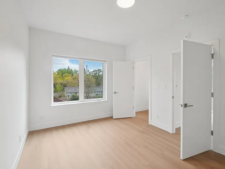 Boxcar Commons - Modern Living in Central Beaverton — Photo 70