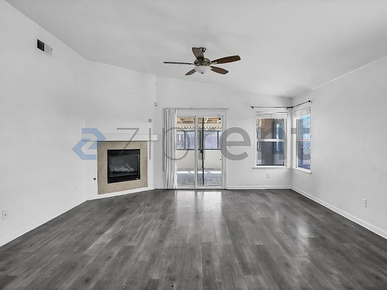 2437 N Tracy Ave — Photo 15