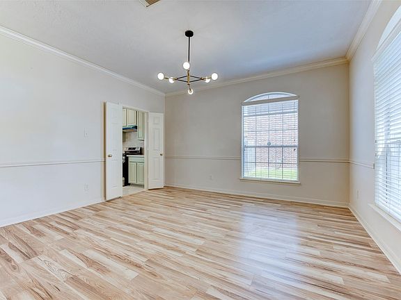 4th image of 7330 Kainer Springs Ln