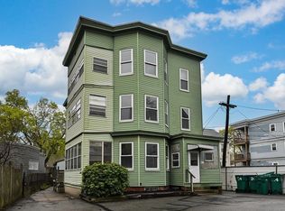 24 Whiting St, Lynn, MA 01902