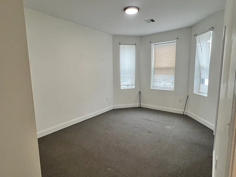 123 Intervale St #1 — Photo 6