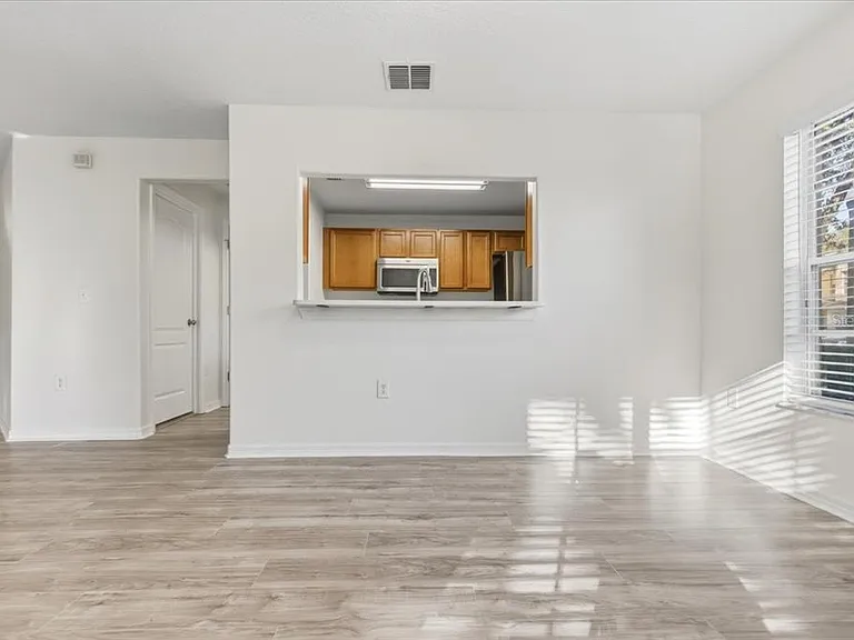 37554 Daliha Ter — Photo 15