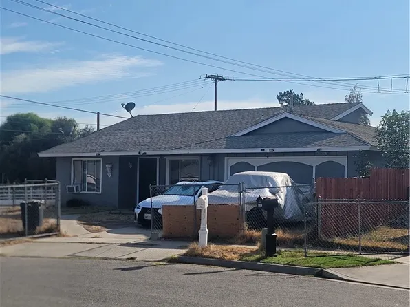 4597 Alondro Dr, Riverside, CA 92509